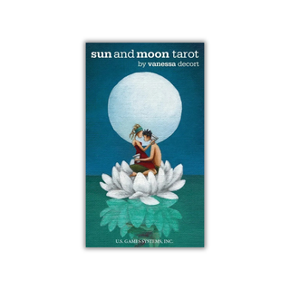 Book cover of 'Sun and Moon Tarot' by Vanessa Decort with a couple under a moonlit sky.